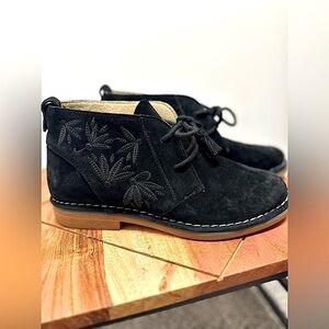 Hush Puppies Cyra Caitlyn Ankle Black Suede Boots Size 8M, excellent condition